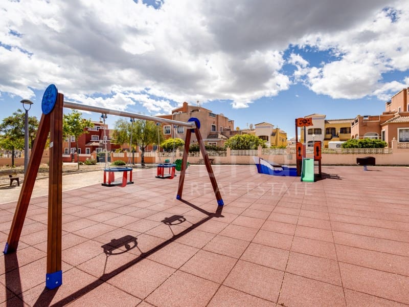 2 soverom Leilighet til salgs i Los Montesinos - € 139 000 (Ref: 9335439)