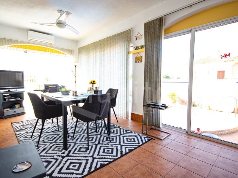 3 bedroom Villa for sale in Los Montesinos - € 299,000 (Ref: 9398309)