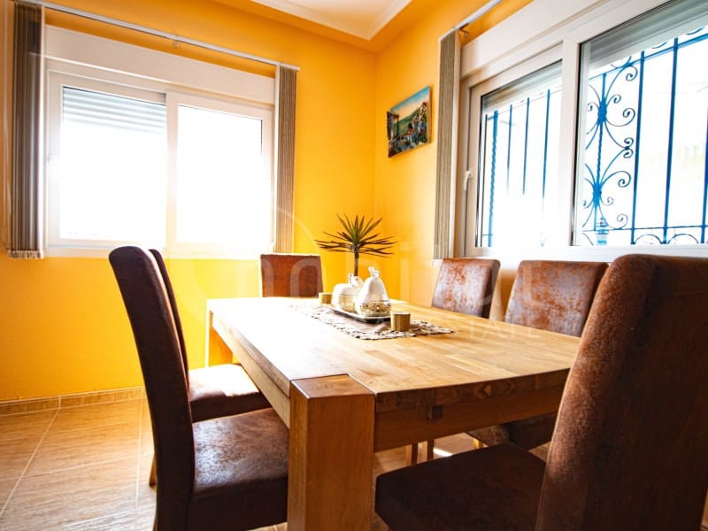 3 bedroom Villa for sale in Los Montesinos - € 299,000 (Ref: 9398309)