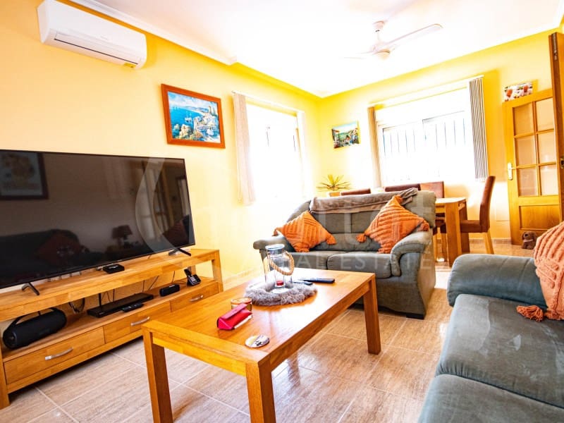 3 bedroom Villa for sale in Los Montesinos - € 299,000 (Ref: 9398309)