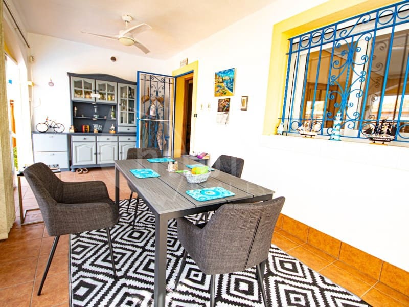 3 bedroom Villa for sale in Los Montesinos - € 299,000 (Ref: 9398309)