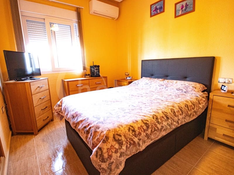 3 bedroom Villa for sale in Los Montesinos - € 299,000 (Ref: 9398309)