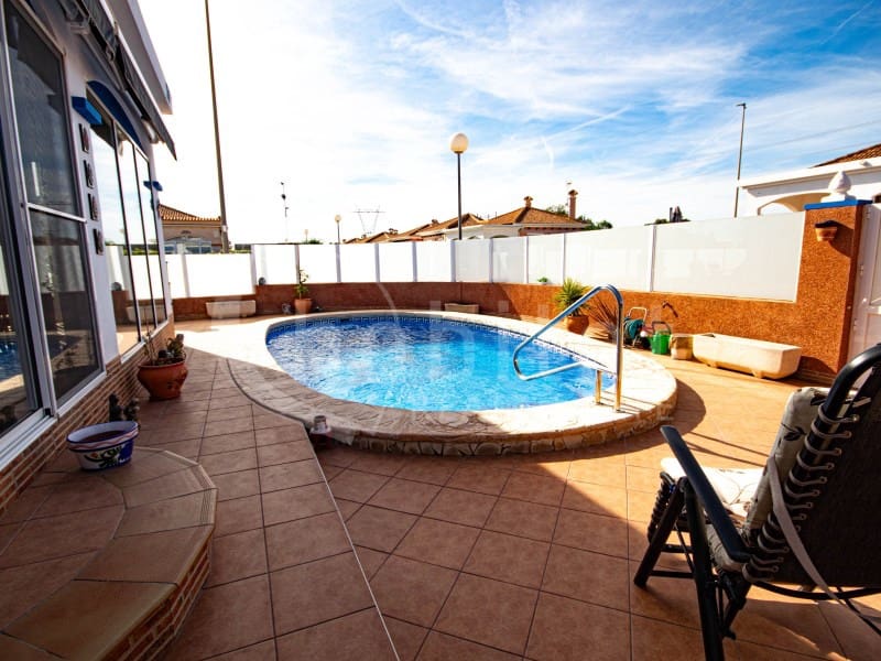 3 bedroom Villa for sale in Los Montesinos - € 299,000 (Ref: 9398309)