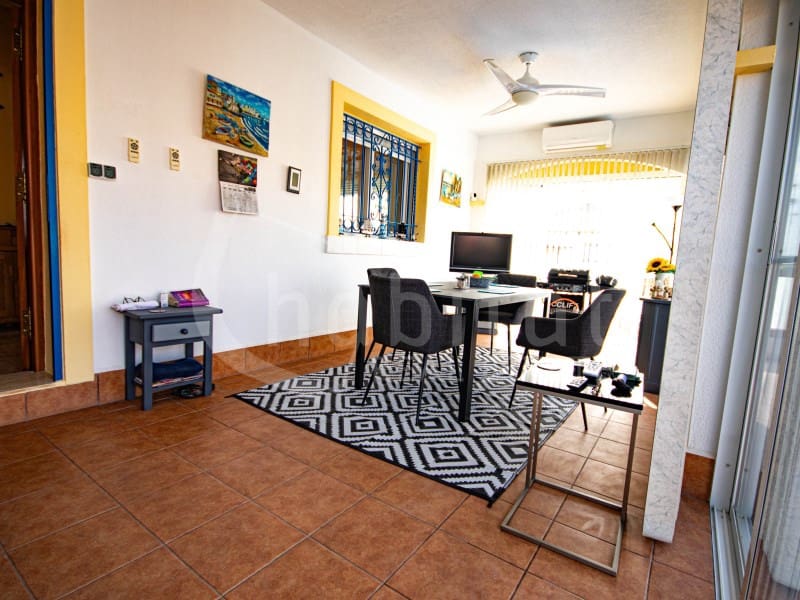 3 bedroom Villa for sale in Los Montesinos - € 299,000 (Ref: 9398309)