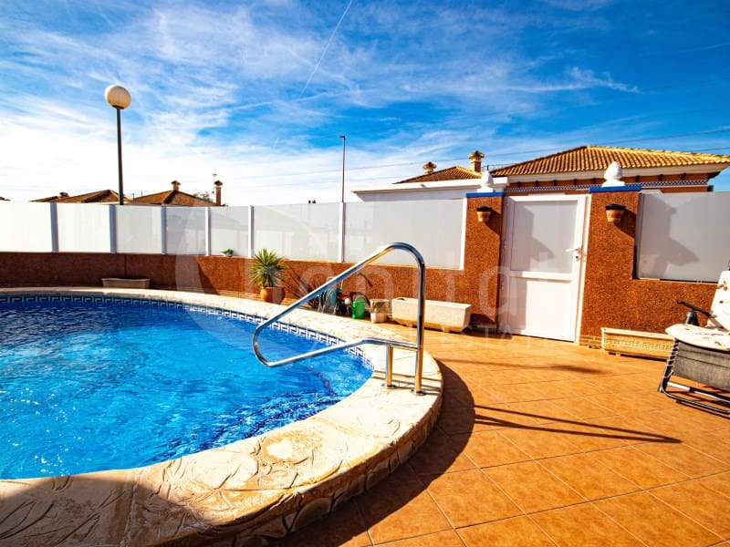 3 bedroom Villa for sale in Los Montesinos - € 299,000 (Ref: 9398309)