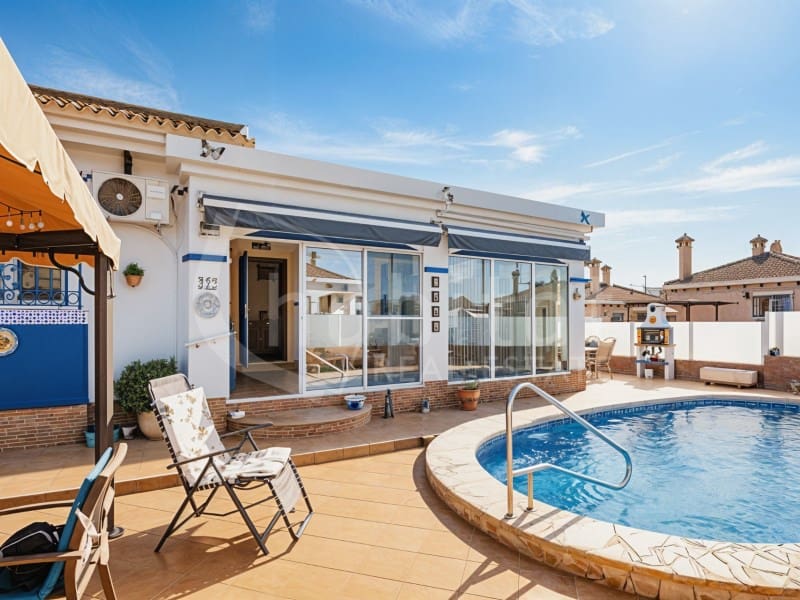 3 sovrum Villa till salu i Los Montesinos - 299 000 € (Ref: 9398309)