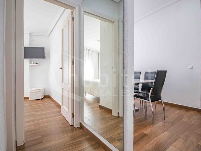 2 soverom Hus til leie i Los Montesinos - € 850 (Ref: 9419944)