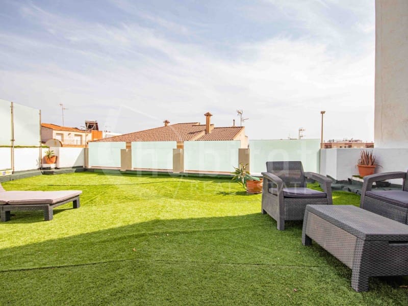 2 soverom Hus til leie i Los Montesinos - € 850 (Ref: 9419944)