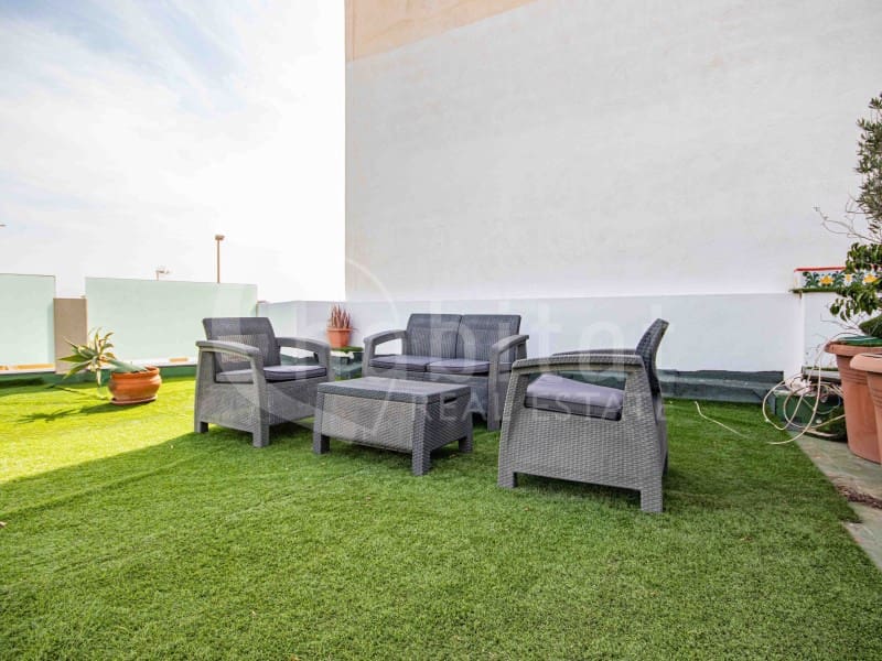 2 soverom Hus til leie i Los Montesinos - € 850 (Ref: 9419944)