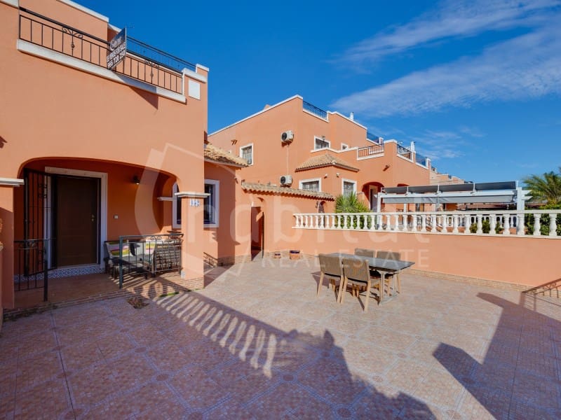 3 soverom Kjedet enebolig til salgs i Los Montesinos - € 189 500 (Ref: 9427467)