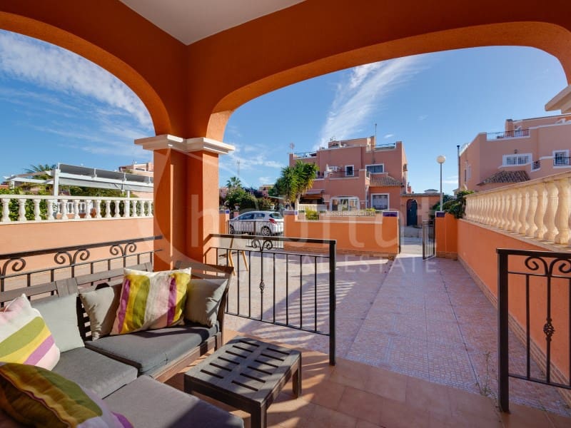 3 soverom Kjedet enebolig til salgs i Los Montesinos - € 189 500 (Ref: 9427467)