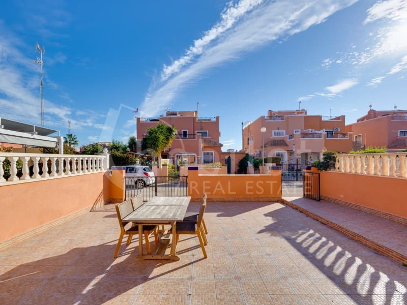 3 soverom Kjedet enebolig til salgs i Los Montesinos - € 189 500 (Ref: 9427467)