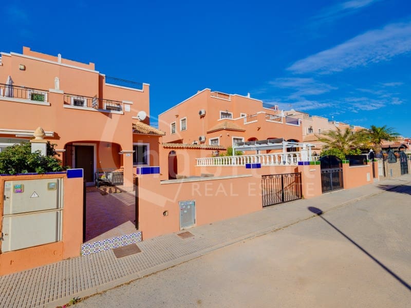 3 soverom Kjedet enebolig til salgs i Los Montesinos - € 189 500 (Ref: 9427467)