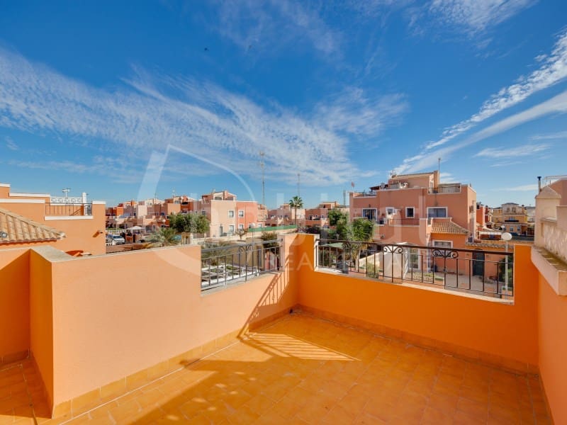 3 soverom Kjedet enebolig til salgs i Los Montesinos - € 189 500 (Ref: 9427467)