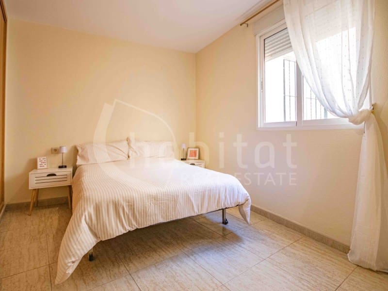 2 soveværelse Penthouse til salg i Los Montesinos med garage - € 125.000 (Ref: 9468444)