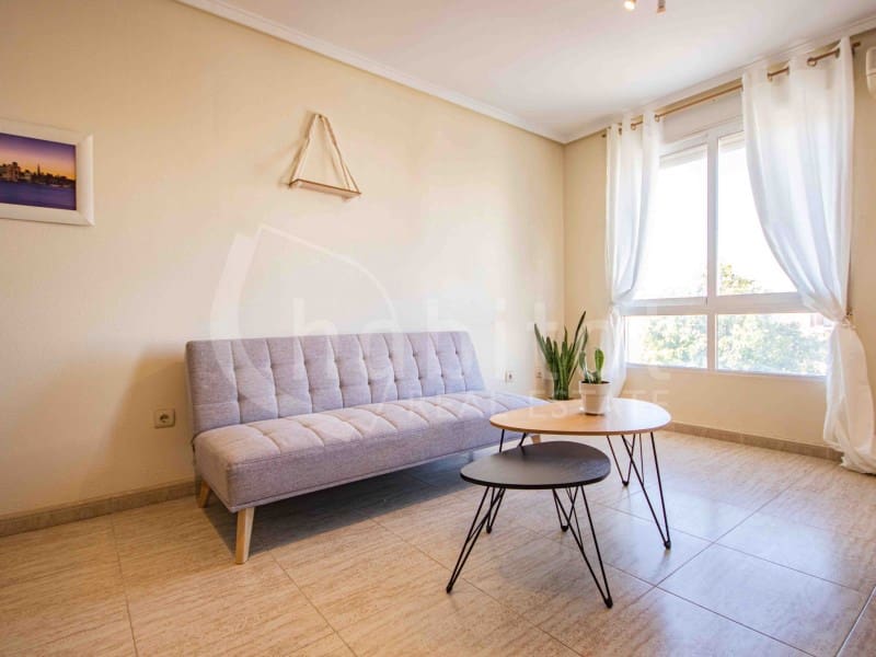 2 soveværelse Penthouse til salg i Los Montesinos med garage - € 125.000 (Ref: 9468444)