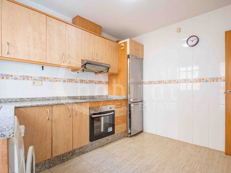 2 soveværelse Penthouse til salg i Los Montesinos med garage - € 125.000 (Ref: 9468444)