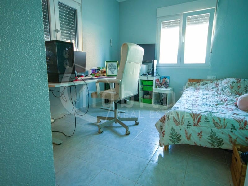 5 Zimmer Villa zu verkaufen in Torrevieja - 368.000 € (Ref: 9468445)