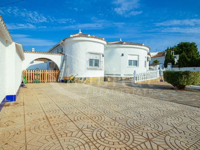 5 Zimmer Villa zu verkaufen in El Chaparral - La Siesta - La Torreta, Torrevieja - 368.000 € (Ref: 9468445)