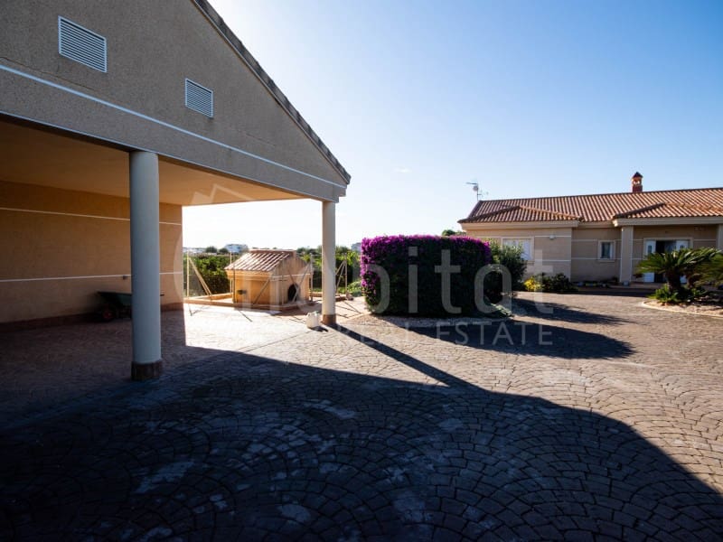 3 bedroom Finca/Country House for sale in Daya Nueva with garage - € 550,000 (Ref: 9470661)