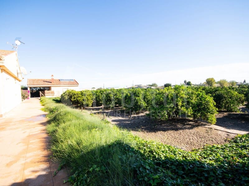 3 bedroom Finca/Country House for sale in Daya Nueva with garage - € 550,000 (Ref: 9470661)