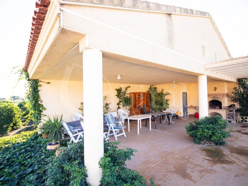 3 bedroom Finca/Country House for sale in Daya Nueva with garage - € 550,000 (Ref: 9470661)