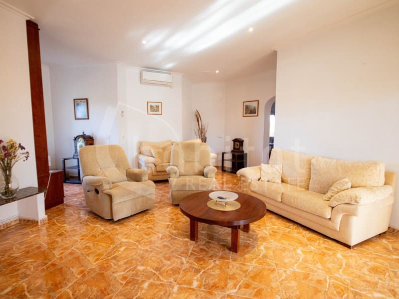 3 bedroom Finca/Country House for sale in Daya Nueva with garage - € 550,000 (Ref: 9470661)