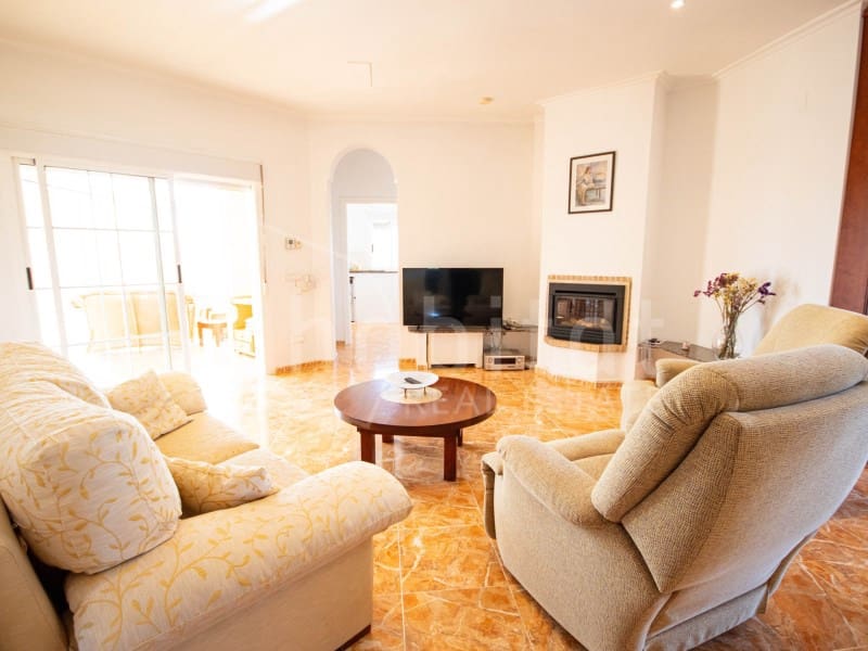 3 bedroom Finca/Country House for sale in Daya Nueva with garage - € 550,000 (Ref: 9470661)