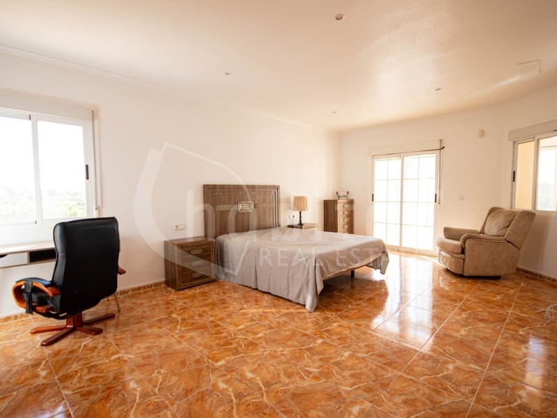 3 bedroom Finca/Country House for sale in Daya Nueva with garage - € 550,000 (Ref: 9470661)