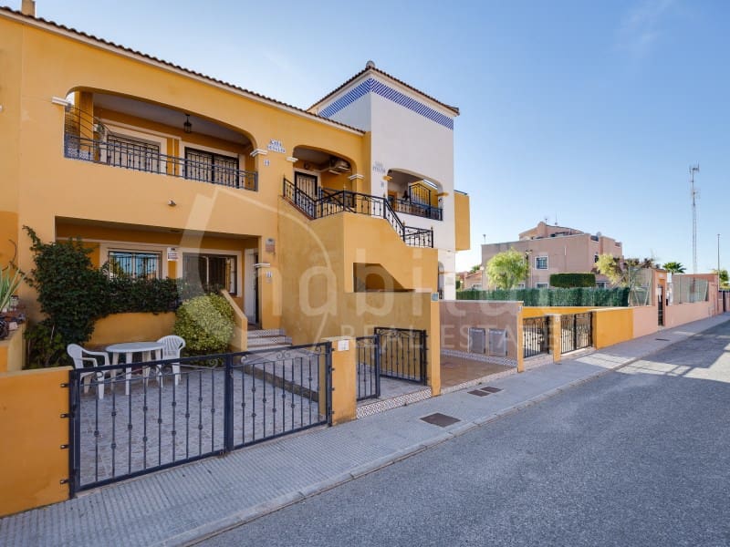 2 soveværelse Lejlighed til salg i Los Montesinos - € 134.900 (Ref: 9510088)