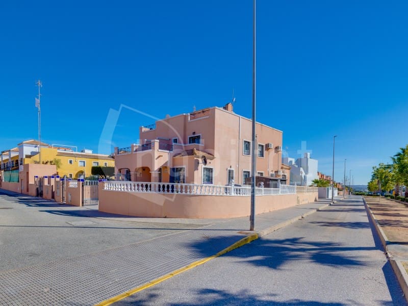 2 soveværelse Lejlighed til salg i Los Montesinos - € 134.900 (Ref: 9510088)