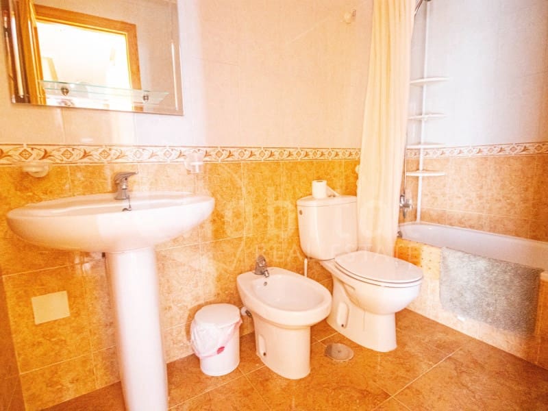 Apartamento de 3 habitaciones en Los Montesinos en venta - 129.900 € (Ref: 9536772)