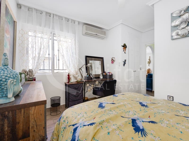 2 soveværelse Lejlighed til salg i Los Montesinos - € 139.500 (Ref: 9541042)