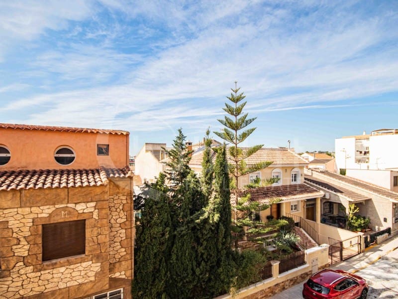 3 bedroom Apartment for sale in Los Montesinos - € 134,900 (Ref: 9586377)