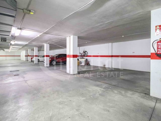 Garagem para venda em Los Montesinos - 13 000 € (Ref: 9608004)