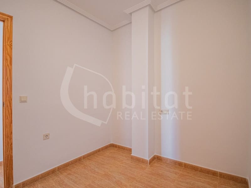 3 soverom Leilighet til salgs i Los Montesinos med garasje - € 145 000 (Ref: 9644956)