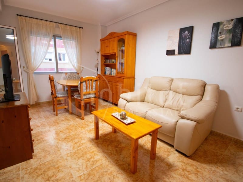 Apartamento de 2 habitaciones en Los Montesinos en alquiler - 550 € (Ref: 9644957)