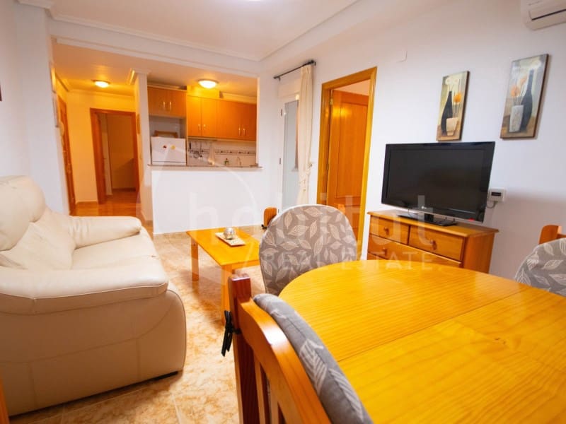 Apartamento de 2 habitaciones en Los Montesinos en alquiler - 550 € (Ref: 9644957)