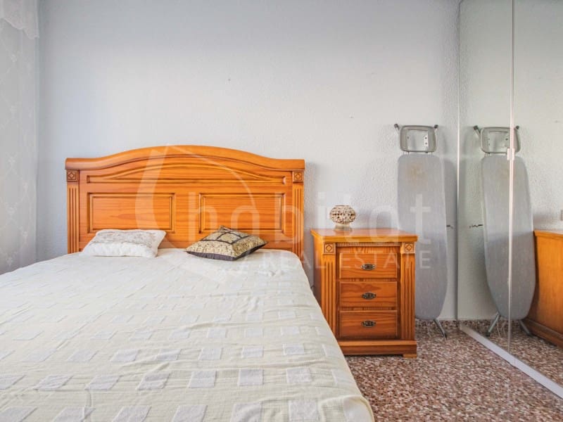 3 makuuhuone Huoneisto myytävänä paikassa Los Montesinos - 95 000 € (Ref: 9651874)