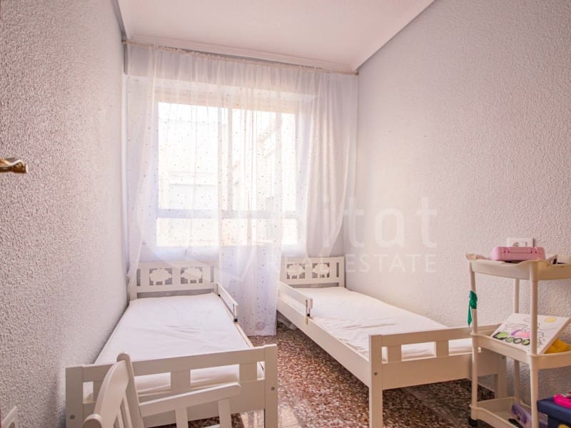 3 makuuhuone Huoneisto myytävänä paikassa Los Montesinos - 95 000 € (Ref: 9651874)