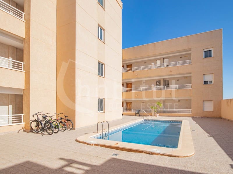 2 quarto Apartamento para venda em Los Montesinos - 110 000 € (Ref: 9670312)