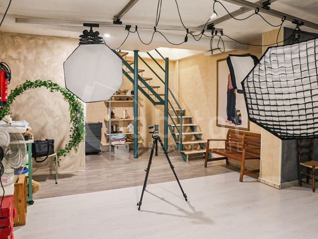 Erhverv til salg i Los Montesinos - € 99.900 (Ref: 9695159)