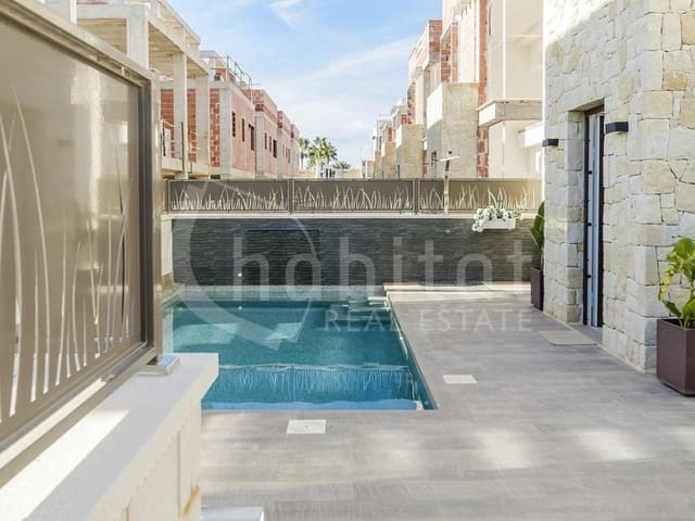 Chalet de 3 habitaciones en Los Montesinos en venta con piscina - 485.000 € (Ref: 9738384)