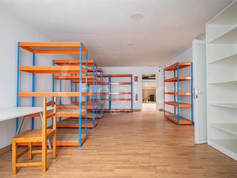 Erhverv til leje i Los Montesinos - € 1.500 (Ref: 9755607)