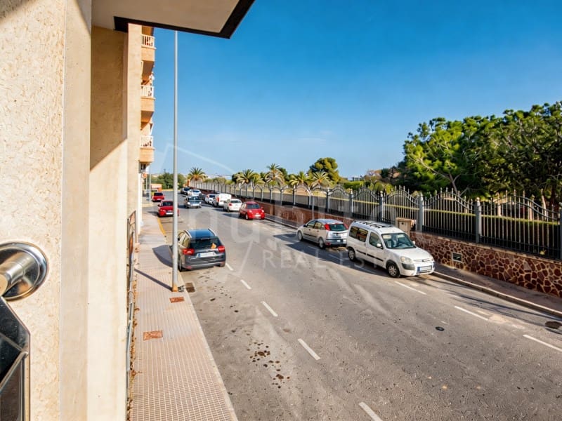 1 sovrum Lägenhet till salu i Los Montesinos med garage - 118 000 € (Ref: 9755608)