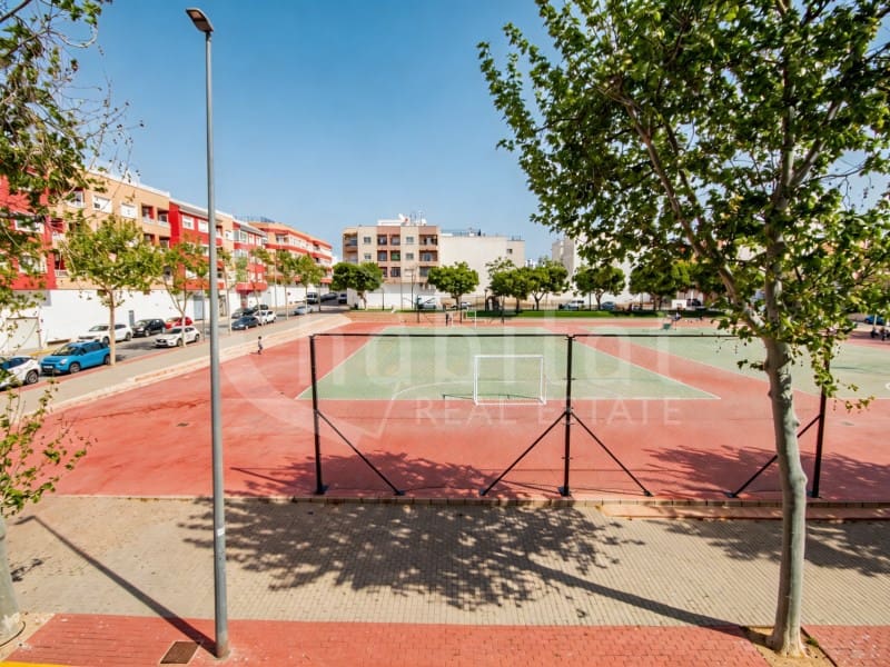 3 quarto Apartamento para venda em Los Montesinos com garagem - 157 000 € (Ref: 9773005)