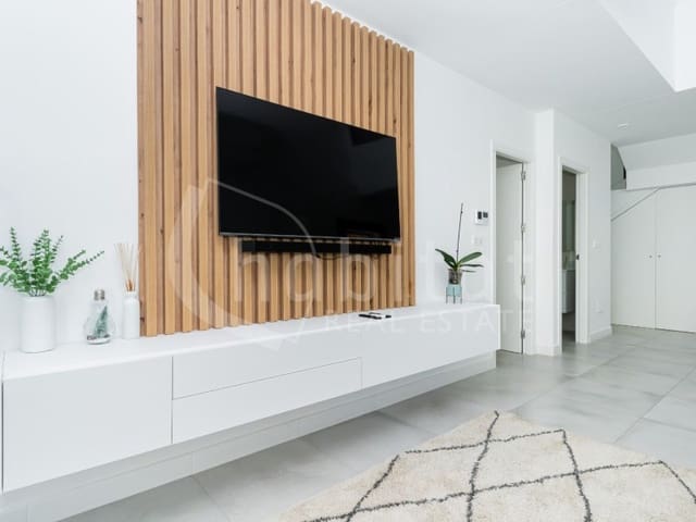 3 slaapkamer Villa te koop in Los Montesinos met zwembad - € 449.000 (Ref: 9777847)