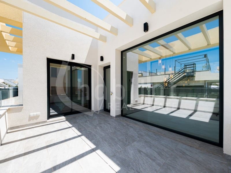 3 bedroom Villa for sale in Los Montesinos with pool - € 449,000 (Ref: 9777847)