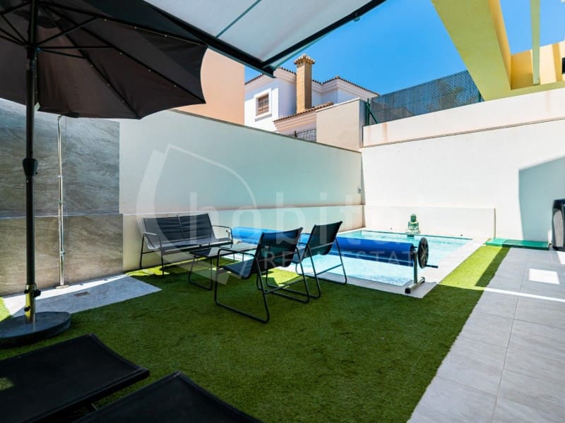 3 bedroom Villa for sale in Los Montesinos with pool - € 449,000 (Ref: 9777847)