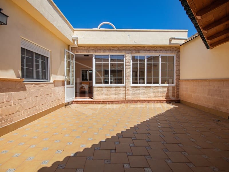 2 soverom Hus til salgs i Los Montesinos - € 399 900 (Ref: 9780314)